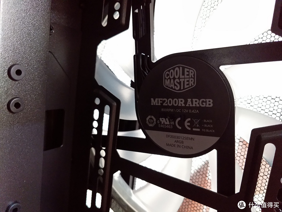 ARGB灯光秀---酷冷至尊MasterCase H500M游戏机箱评测