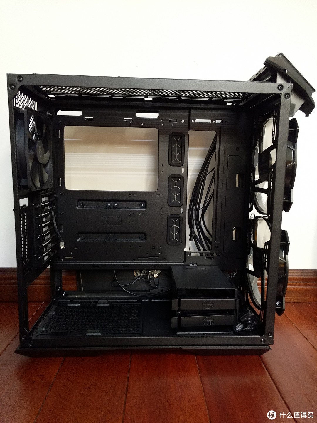 ARGB灯光秀---酷冷至尊MasterCase H500M游戏机箱评测