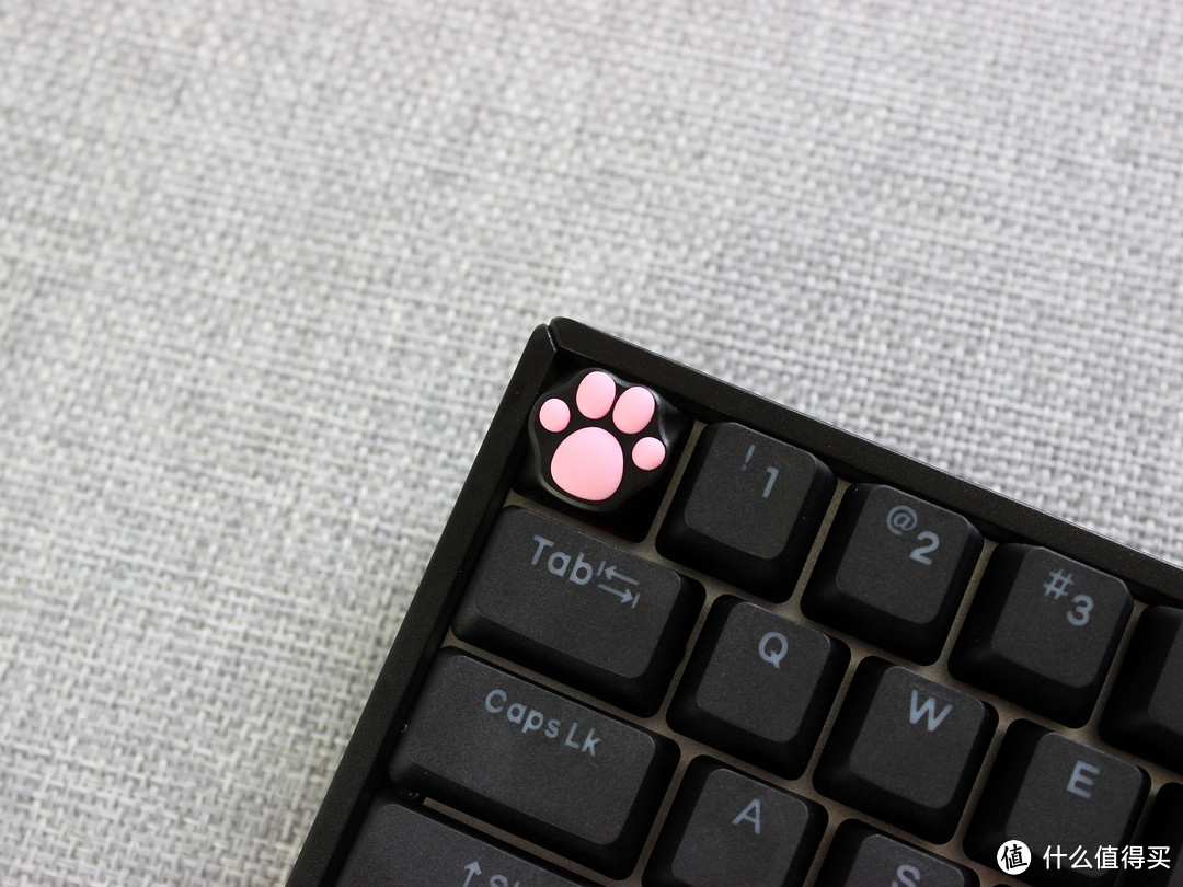 不一样的烟火,IQUNIX F60双模机械键盘 + ZOMO猫爪金属键帽众测报告