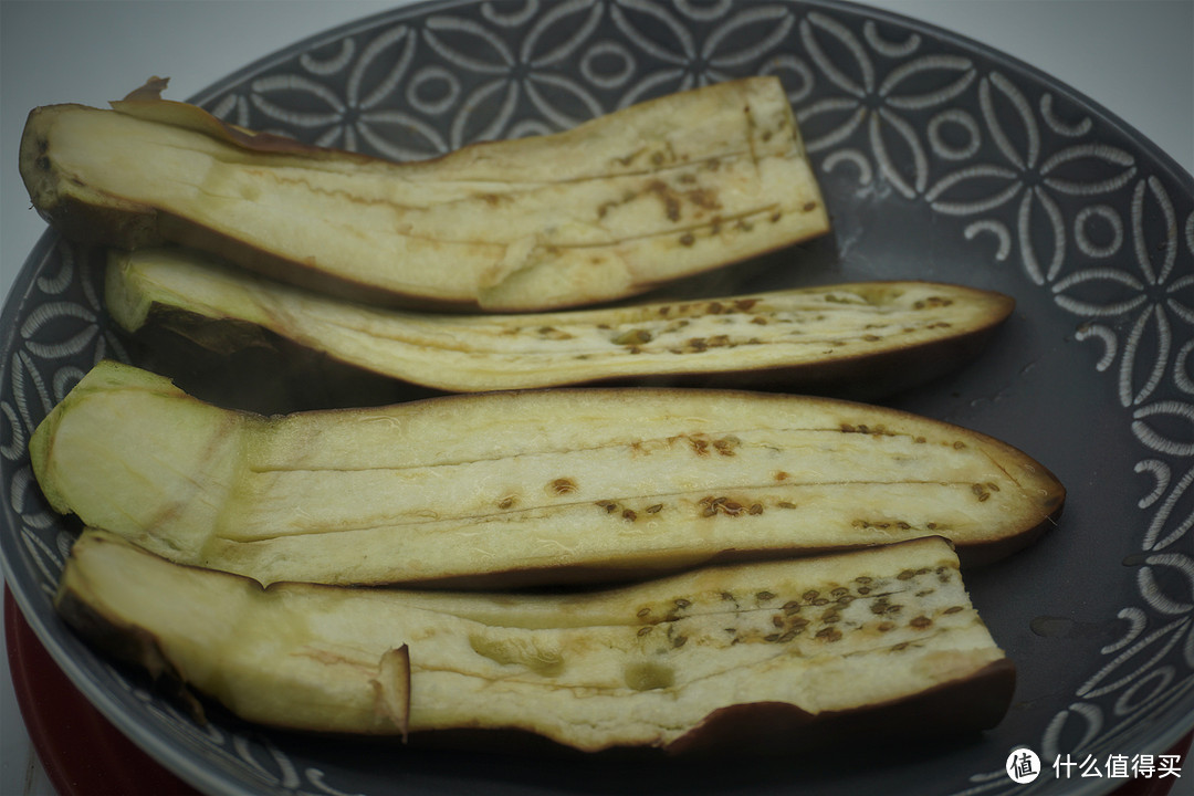 暖男的深夜食堂—蒜蓉烤茄子