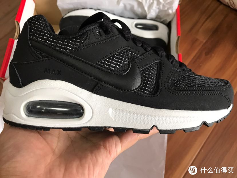 耐克女子air max黑白运动文化鞋开箱分享