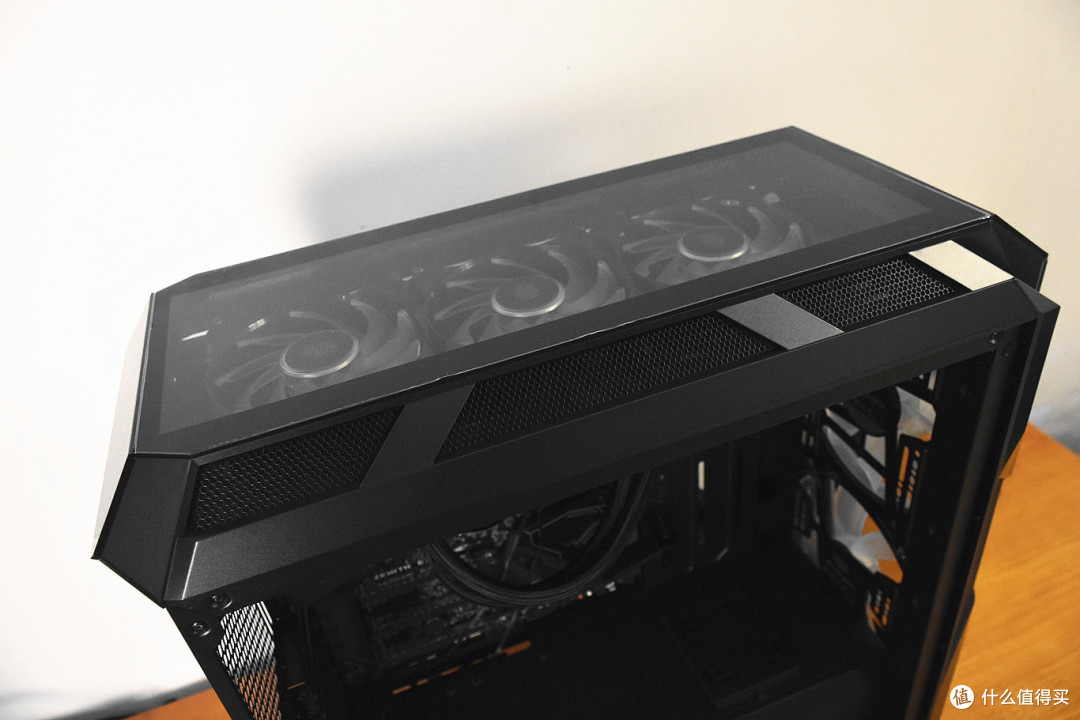 RGB机箱新高度—CoolerMaster 酷冷至尊 H500M 机箱上机感言