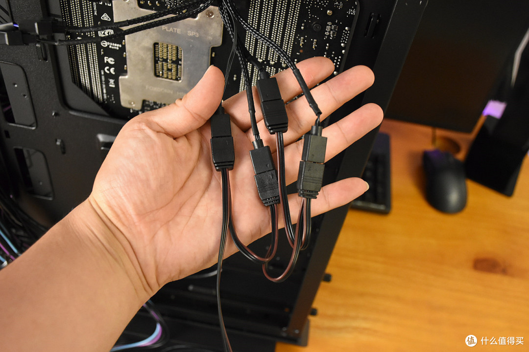 RGB机箱新高度—CoolerMaster 酷冷至尊 H500M 机箱上机感言