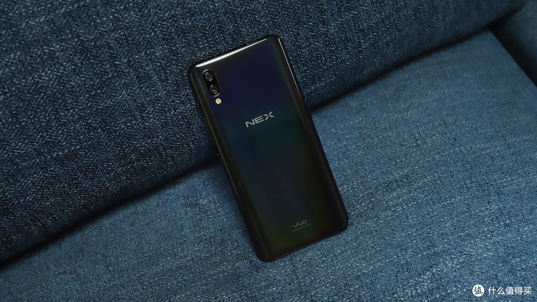 全面屏颜值满分,体验几分?vivo NEX 手机深度评测 