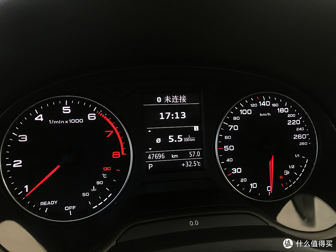 奥迪A3表显油耗为5.5L/百公里，平均时速为37km/h