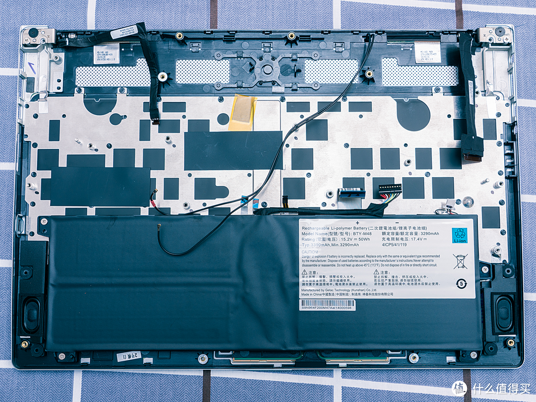 机械革命s1笔记本拆解,换无线网卡和固态硬盘全过程 附拆机图