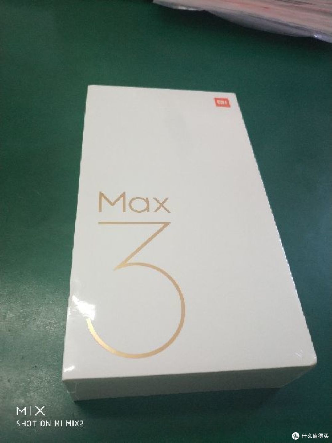 包装盒风格和Max2一致。