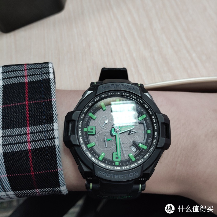 人人都爱G-Shock — 卡西欧 Casio GW-4000-1A3简评