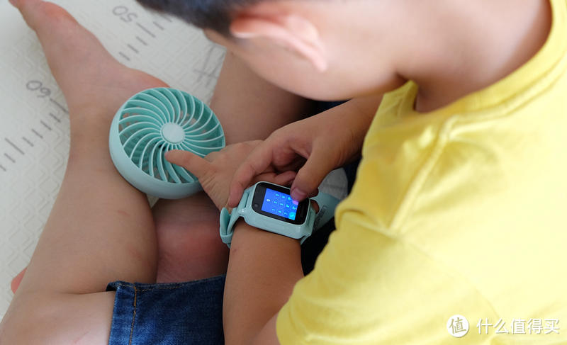 不怕水可视频：阿巴町儿童智能手表V3使用评价