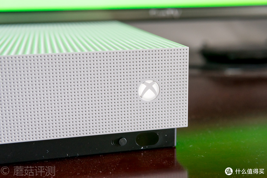 拥有了Xbox就能拥有永远年轻的灵魂？国行Xbox ONE S 开箱试用