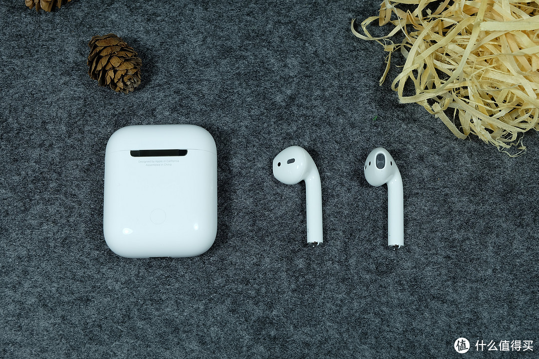 张大妈送我一个无线耳机：Apple 苹果 AirPods  耳机（附对比评测）