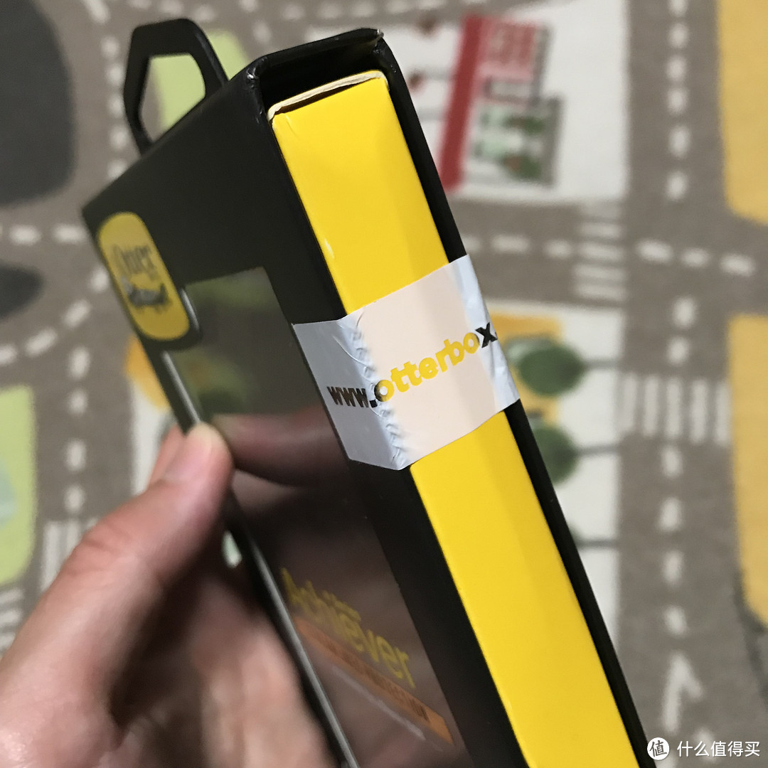 一软一硬双层保护！OtterBox 奥盾士 型动者防摔保护套开箱