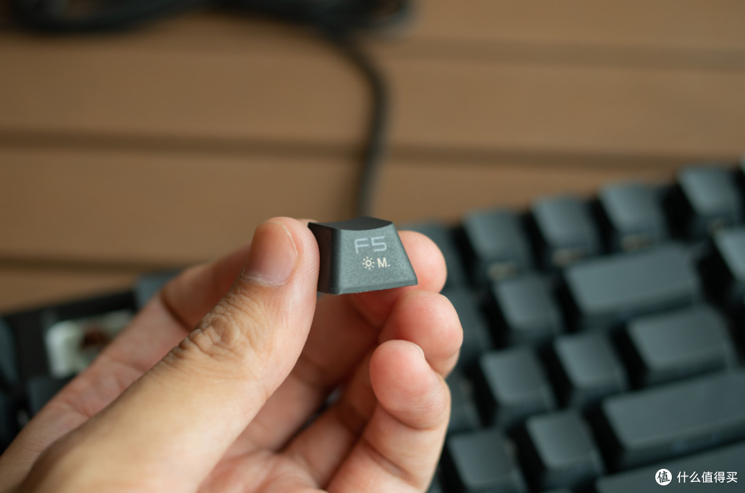 人生第一把PBT侧刻RGB茶轴机械键盘—CoolerMaster 酷冷至尊 CK372 机械键盘轻体验