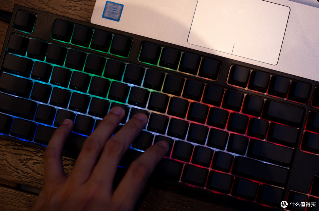 人生第一把PBT侧刻RGB茶轴机械键盘—CoolerMaster 酷冷至尊 CK372 机械键盘轻体验