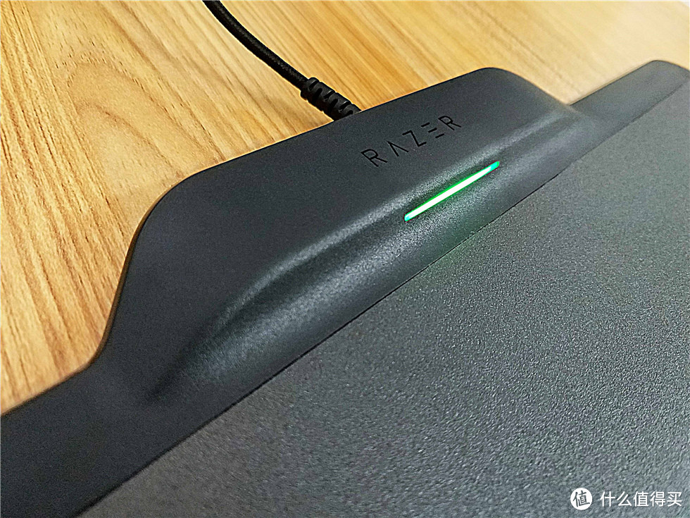 不仅无线，还有无线供电的鼠标—Razer 雷蛇 曼巴眼镜蛇超级版+烈焰神虫超级版开箱