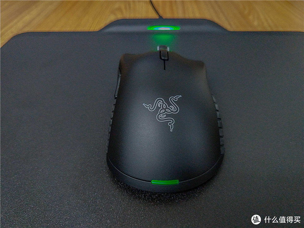 不仅无线，还有无线供电的鼠标—Razer 雷蛇 曼巴眼镜蛇超级版+烈焰神虫超级版开箱