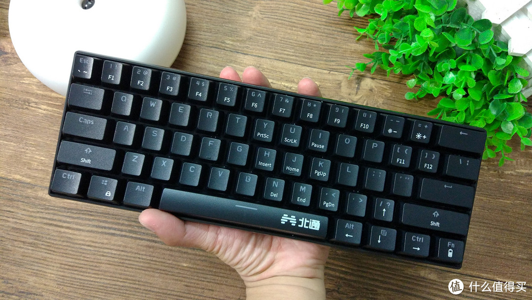 为吃鸡而生，北通首款mini机械键盘开箱——北通K1蓝牙键盘