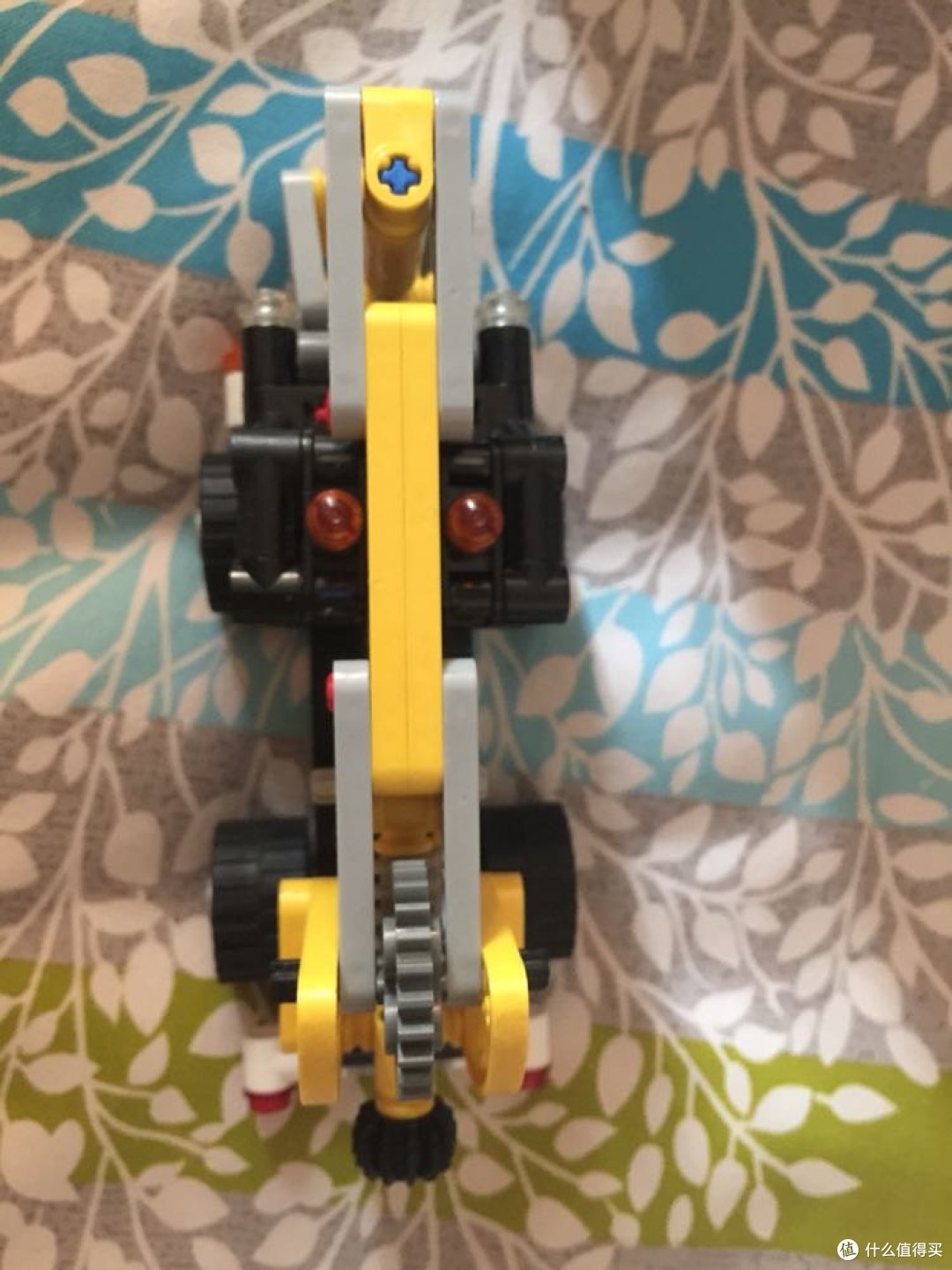 乐高technic系列42031车载式吊车