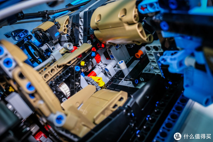 加入大妈多年,怒提布加迪一台!LEGO 乐高 42083 Technic Bugatti 布加迪 Chiron 模型开箱