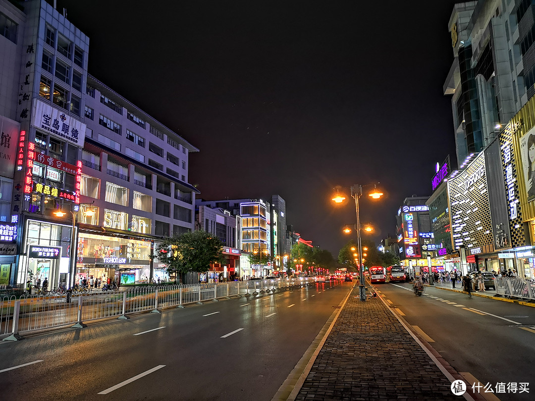 上怼天下怼地中间怼空气—华为P20 Pro拍照测评（大量夜景）