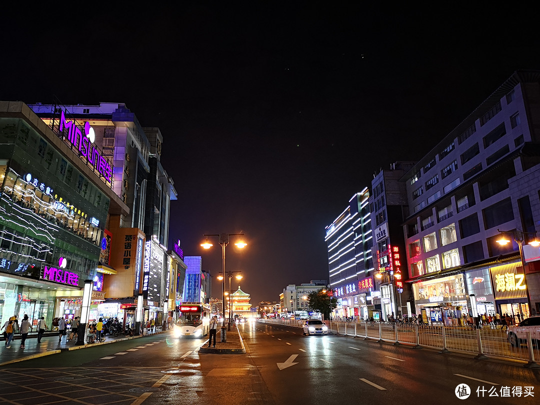 上怼天下怼地中间怼空气—华为P20 Pro拍照测评（大量夜景）