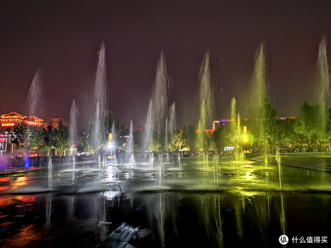 上怼天下怼地中间怼空气—华为P20 Pro拍照测评（大量夜景）