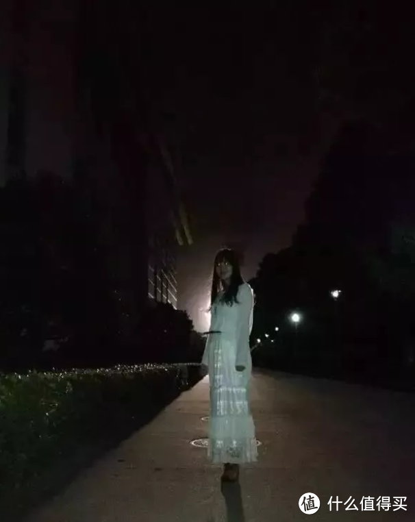 横跨20岁-55岁,钢铁直男也能学会的超简单拍妹技巧!