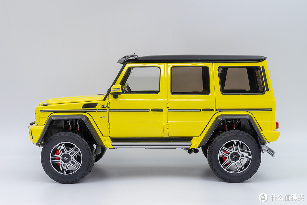 合金和塑料的一次正面较量—Almost Real 奔驰 AMG 4X4²＆AA奔驰G63 6X6