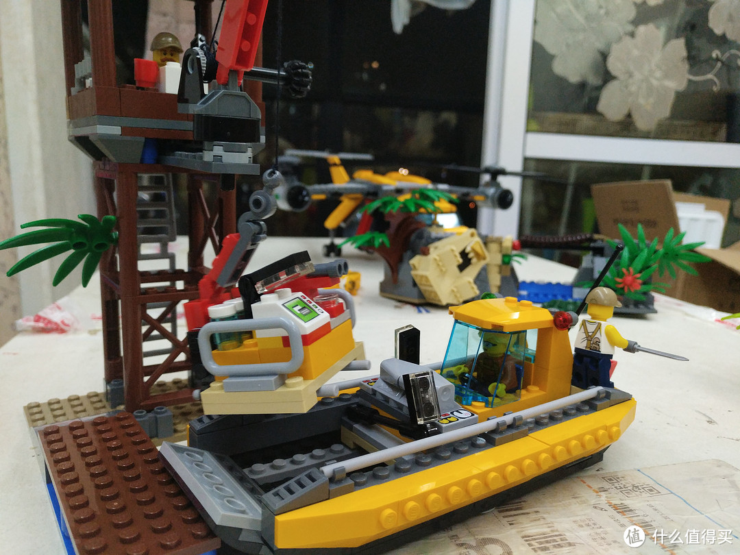 这个暑假玩过的乐高—LEGO 乐高 60162 城市系列丛林空降直升机开箱