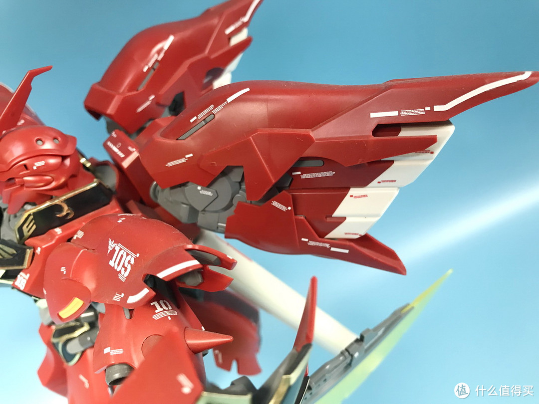 万代 BANDAI 高达 MG M167 MSN-06S Sinanju 新安洲