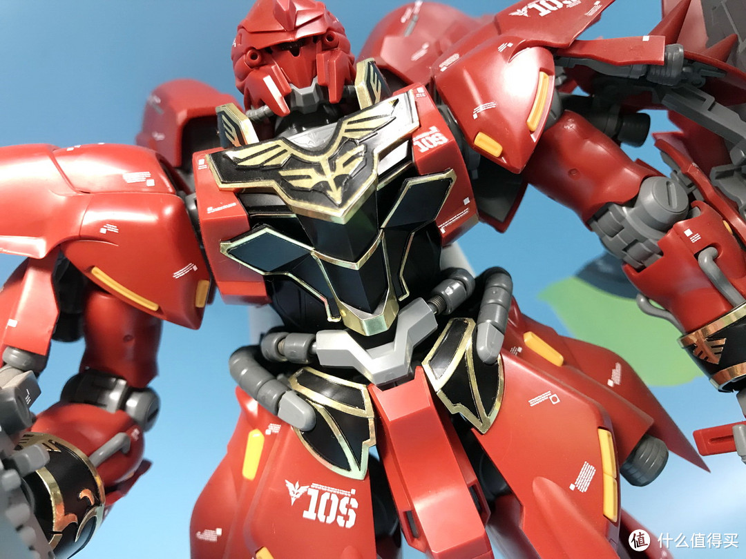 万代 BANDAI 高达 MG M167 MSN-06S Sinanju 新安洲