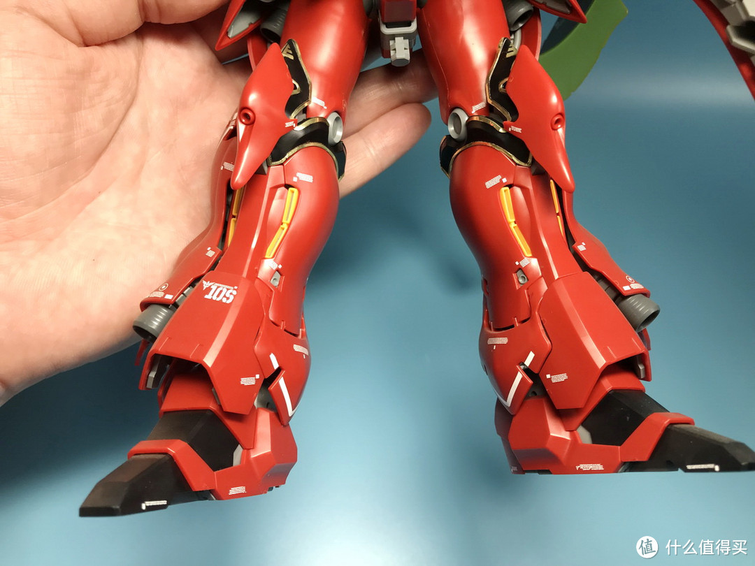 万代 BANDAI 高达 MG M167 MSN-06S Sinanju 新安洲