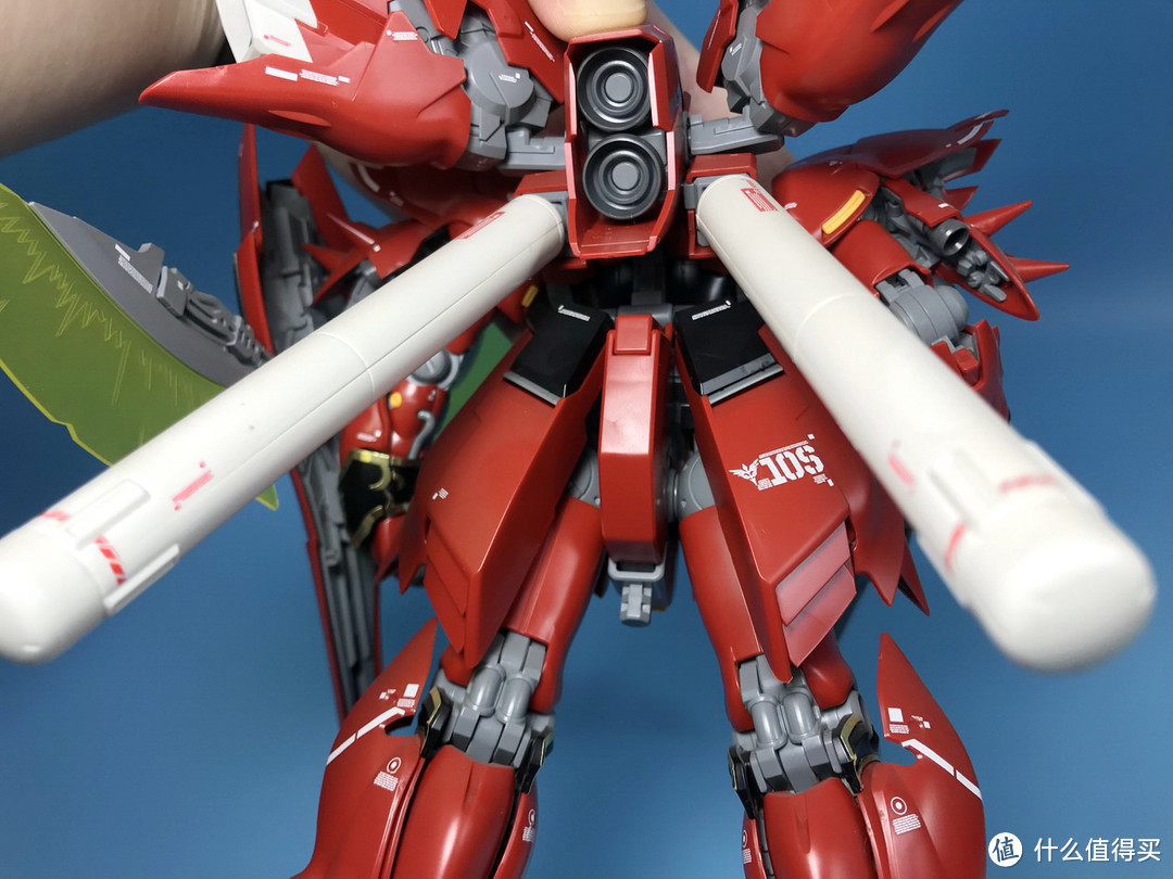 万代 BANDAI 高达 MG M167 MSN-06S Sinanju 新安洲