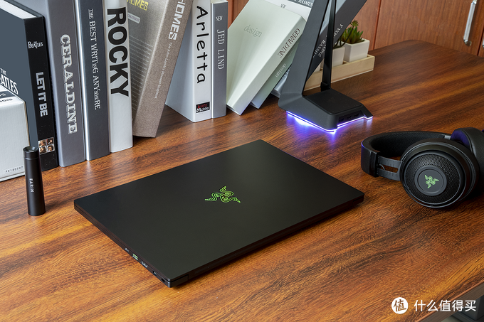 2万的高端笔记本该长什么样？RAZER 雷蛇 Blade 15 2018新款评测