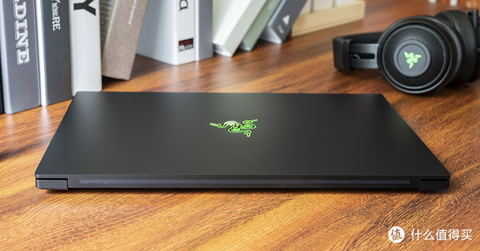 2万的高端笔记本该长什么样？RAZER 雷蛇 Blade 15 2018新款评测