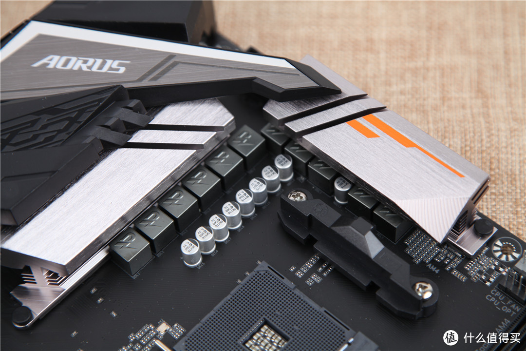 没钱也想装个好看的机：技嘉B450 AORUS PRO WIFI 装机及网卡功能体验