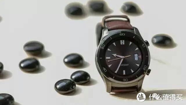 良心之作—HUAWEI 华为 Watch2 Pro 智能手表评测