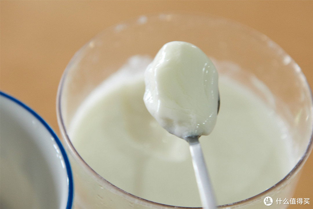 自制酸奶全攻略+貌美易上手的酸奶机，这个夏天教你把酸奶吃出新高度！