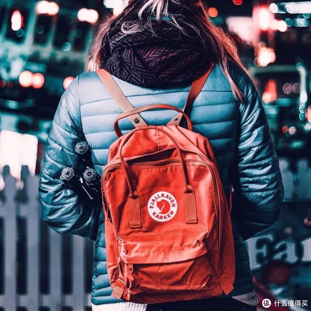 要装东西,要时髦,还要实用—旅行达人们,都用什么包包?