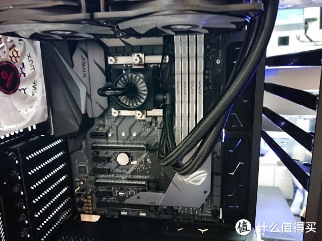 来至瑞典的小众品牌—Fractal Design 机箱的升级及简单的开箱装机（多图）