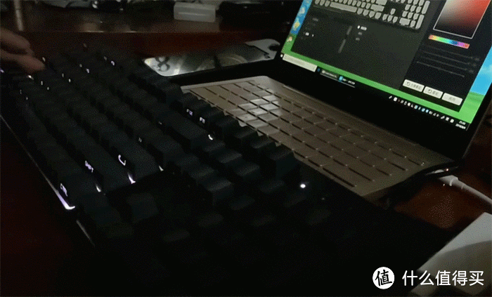 第一次体验侧刻机械键盘，酷冷至尊CK372机械键盘体验