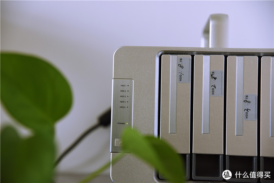 秒变非编高手？铁威马D5 Thunderbolt 3+西数红盘会擦出怎样的火花？