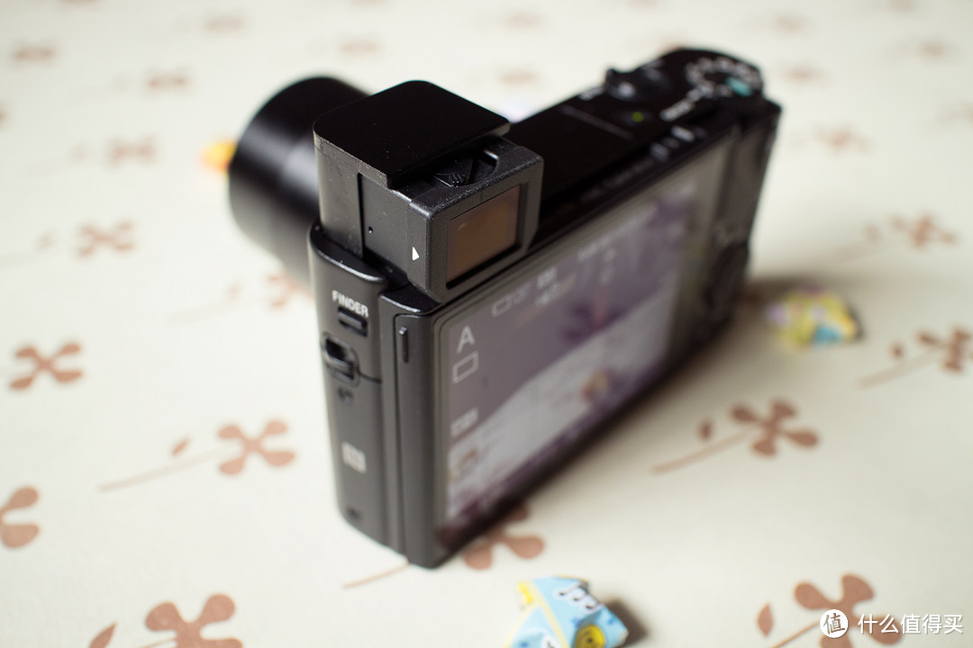 爱人送的礼物—SONY 索尼 RX100M5 数码相机 晒物