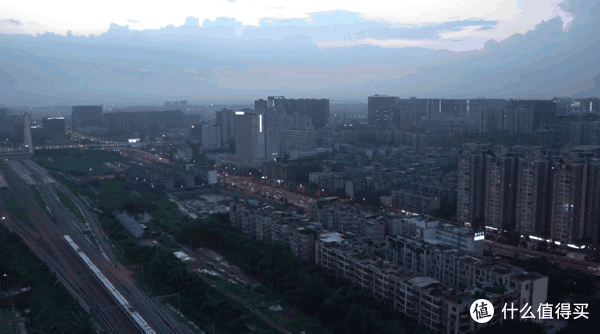 一鸡多吃，通吃手机到微单的鸡头——【飞宇蜂鹰G6 Plus】众测体验