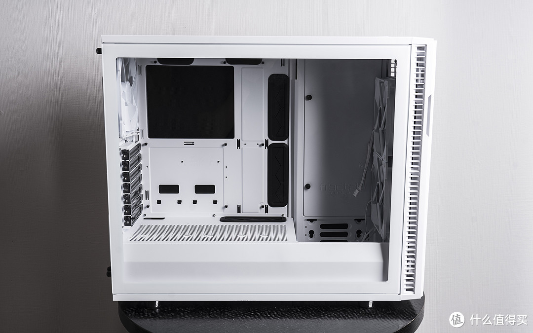 Fractal Design FD Define R6 机箱搭建工作站