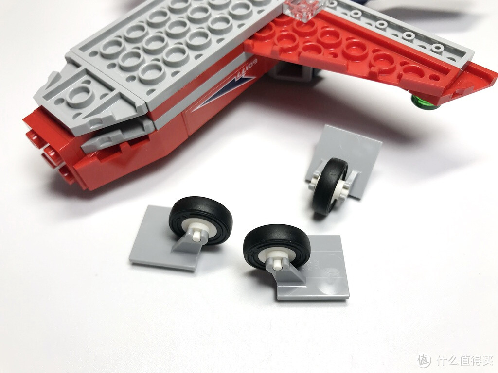 稍微丑了点：LEGO 乐高 60177 空中特技喷气机开箱