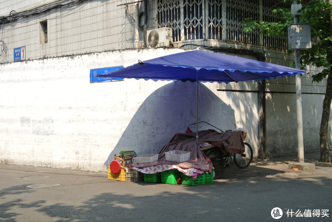尼康1之J1,它不是鸡肋,但没人吃
