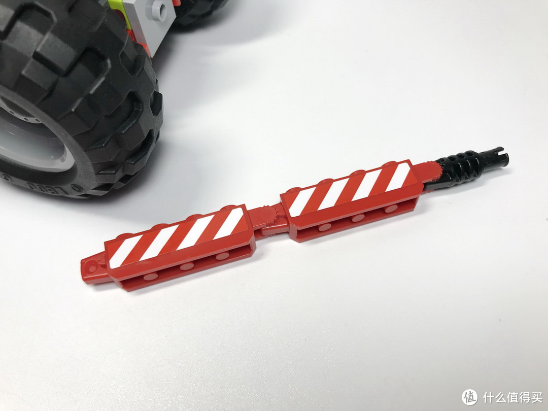 玩法多样：LEGO 乐高 城市系列 60181 林业工程车