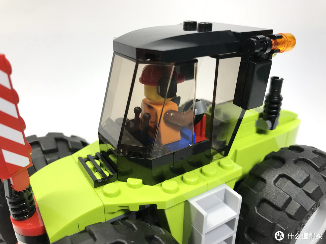 玩法多样：LEGO 乐高 城市系列 60181 林业工程车