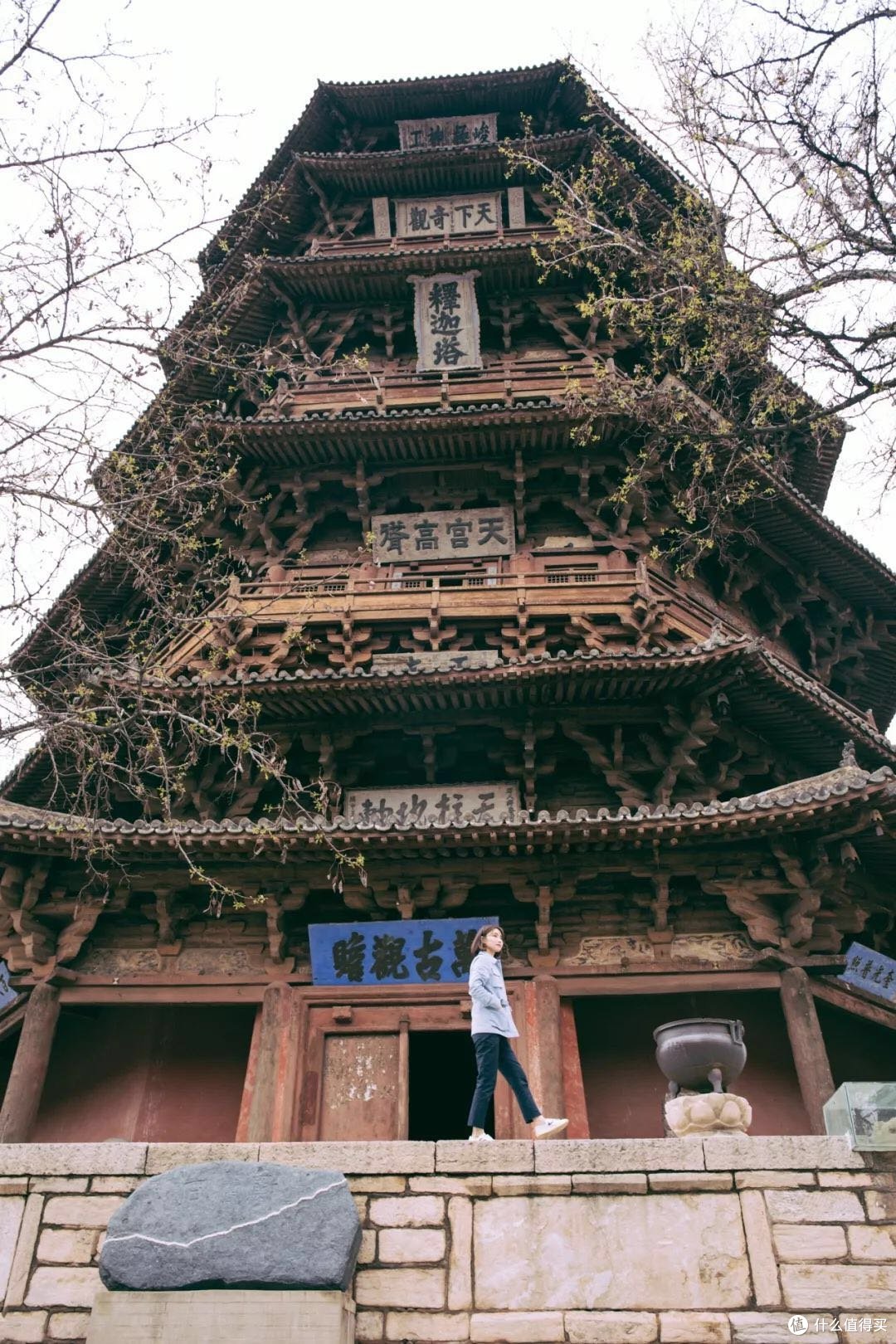 ↑木塔二层以上已经倾斜